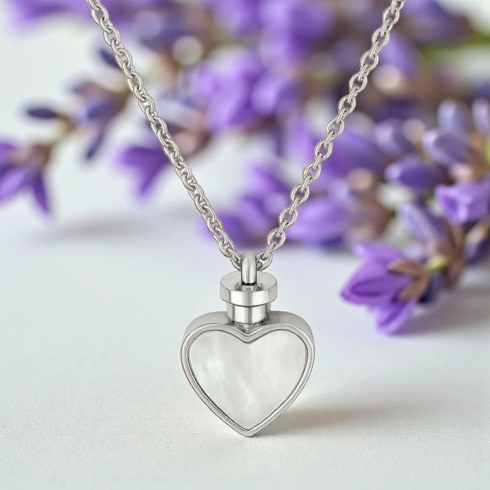 Reversible Heart Charm Stainless Steel Dainty Necklace 18K Gold Plated 🤍🖤